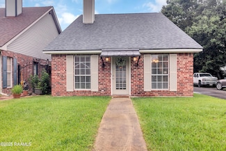 220 Rue Plaisance, Youngsville, LA 70592