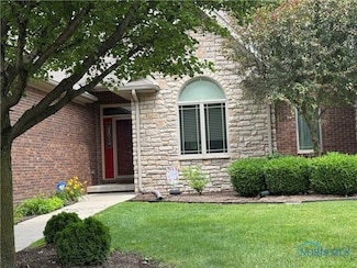 5346 Palisades Dr, Sylvania, OH 43560