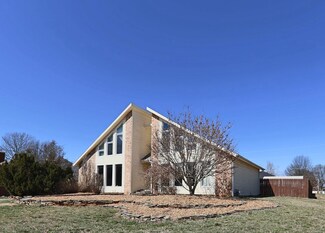 207 Lorene St, Nixa, MO 65714