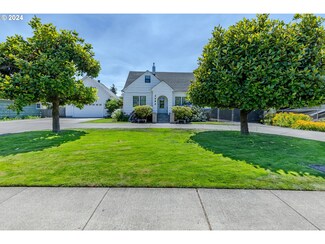 3923 Jasper Rd, Springfield, OR 97478