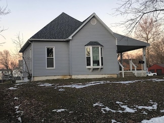 304 W Gracia Ave, Marceline, MO 64658