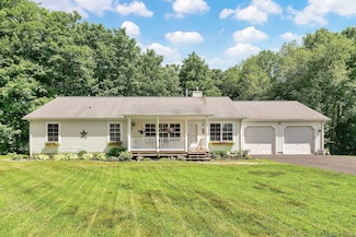 26 Wolfersdorf Rd, Broad Brook, CT 06016