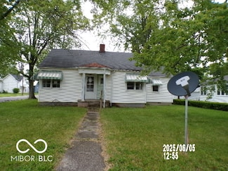 206 E Washington St, Parker City, IN 47368