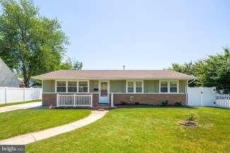1 Amhurst Ave, Somerdale, NJ 08083