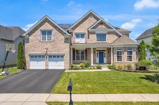 27 Greylynne Dr, Monroe Township, NJ 08831