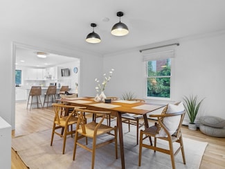 168 Maple St, West Roxbury, MA 02132