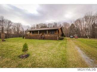 12 Shannon Cir, Westmoreland, NY 13490
