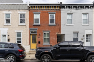 2067 E Arizona St, Philadelphia, PA 19125