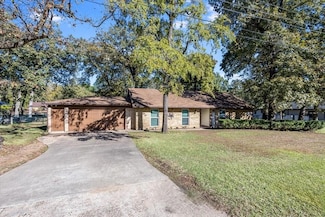 212 Channelview Dr, Trinidad, TX 75163