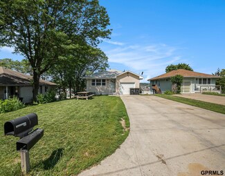 2724 N 83rd St, Omaha, NE 68134