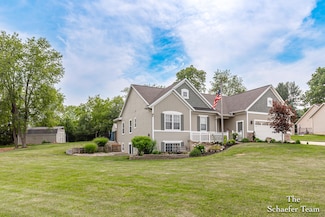 923 Soren Ct SE Unit 24, Lowell, MI 49331