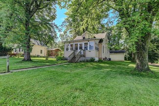 441 Yahara St, de Forest, WI 53532