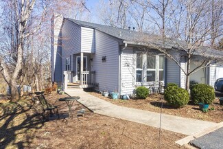 412 Oak Point Rd, Forest, VA 24551