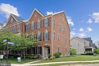 43109 Clarendon Square, Ashburn, VA 20148
