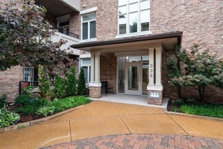335 N Meramec Ave Unit 111, Saint Louis, MO 63105