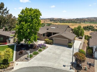 38 Barbras Ct, Hollister, CA 95023