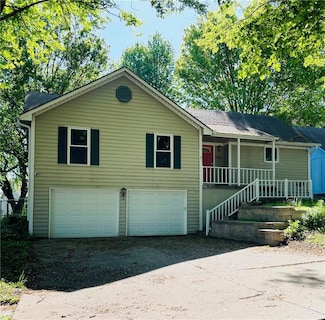 5821 Marion Ave, Kansas City, MO 64133