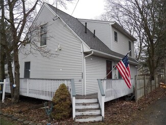 8480 Bellevue St, Honeoye, NY 14471