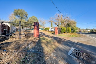13900 Lakeshore Dr, Clearlake, CA 95422