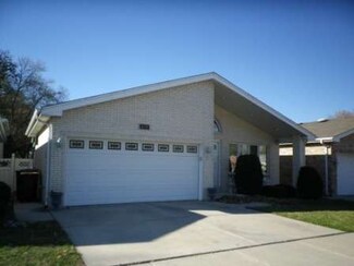 4108 East Ave, Berwyn, IL 60402