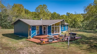 16194 Fruitwood Rd, Gravette, AR 72736