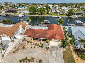 727 Flamingo Dr, Apollo Beach, FL 33572