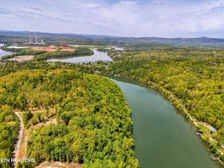 1003 Sheerwater Rd, Kingston, TN 37763