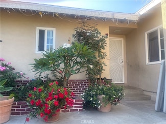 1130 S Rene Dr, Santa Ana, CA 92704