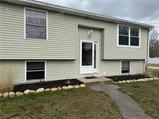 10 Spencer Dr, Westerly, RI 02891