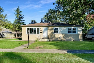 621 S Washington St, Hobart, IN 46342