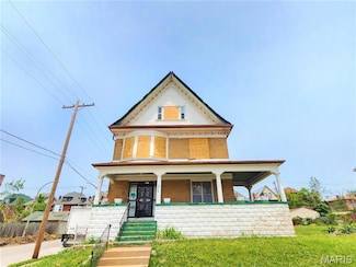 5095 Raymond Ave, Saint Louis, MO 63113