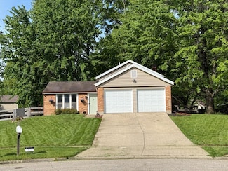 1178 Farmwood Cir, Batavia, OH 45103