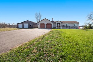 10403 W Chadwick Rd, Eagle, MI 48822