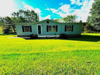 2174 Castleton Rd, Max Meadows, VA 24360