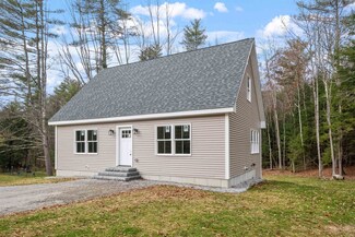 60 Queen St, Boscawen, NH 03303