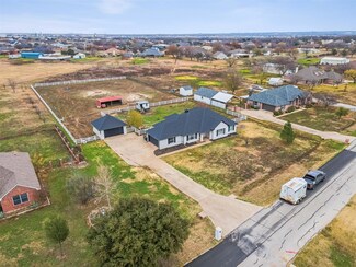8825 S Water Tower Rd, Fort Worth, TX 76179