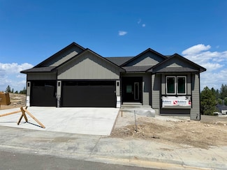 7009 E Beverly Dr, Spokane, WA 99212
