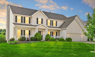32 Grove Pass Ct, Saint Charles, MO 63304