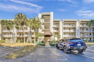 9430 Poinciana Place Unit 112, Davie, FL 33324