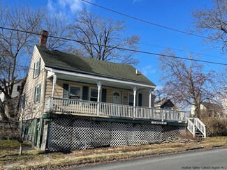 40 Washington Ave, Saugerties, NY 12477