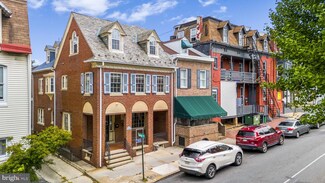 1041 Walnut St, Reading, PA 19601