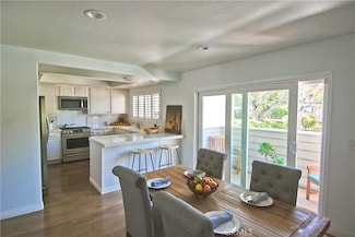 27 Tiburon Ct, Manhattan Beach, CA 90266