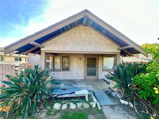 226 E Las Flores Dr, Altadena, CA 91001