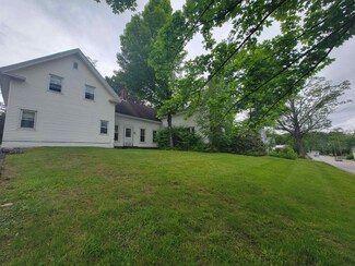 73 Highland St, Plymouth, NH 03264
