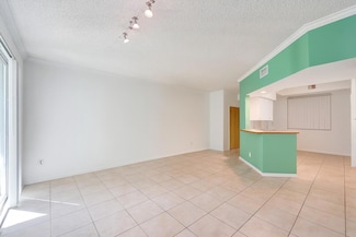 3105 NE 184th St Unit 7106, North Miami Beach, FL 33160