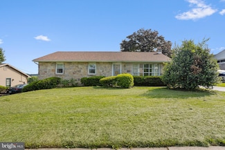 688 Sylvan Dr, Pottstown, PA 19464