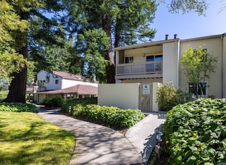19113 Vineyard Ln, Saratoga, CA 95070