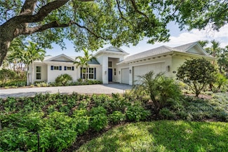 238 Oak Hammock Cir SW, Vero Beach, FL 32962