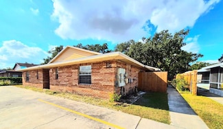 3141 Bloomingdale Villas Ct, Brandon, FL 33511