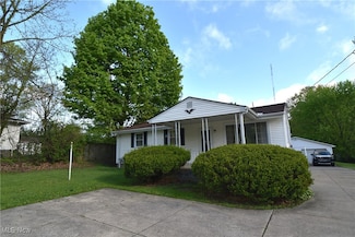4706 Kirk Rd, Youngstown, OH 44515